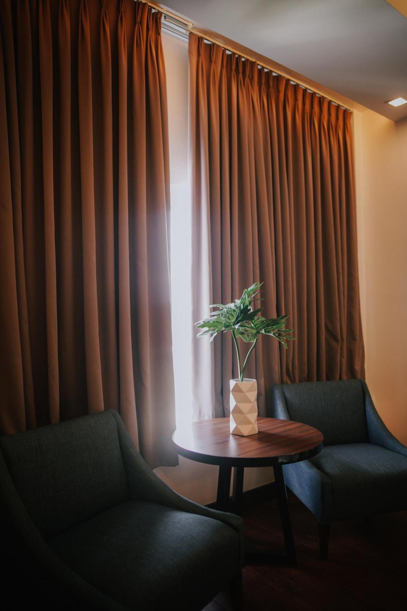 The Harvest Hotel Managed By Hii Cabanatuan Extérieur photo